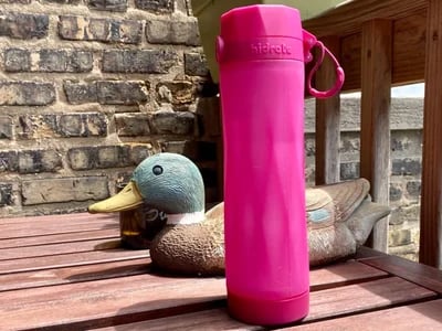 Trinkflasche personalisiert: Für Teams, Schulen und Vereine