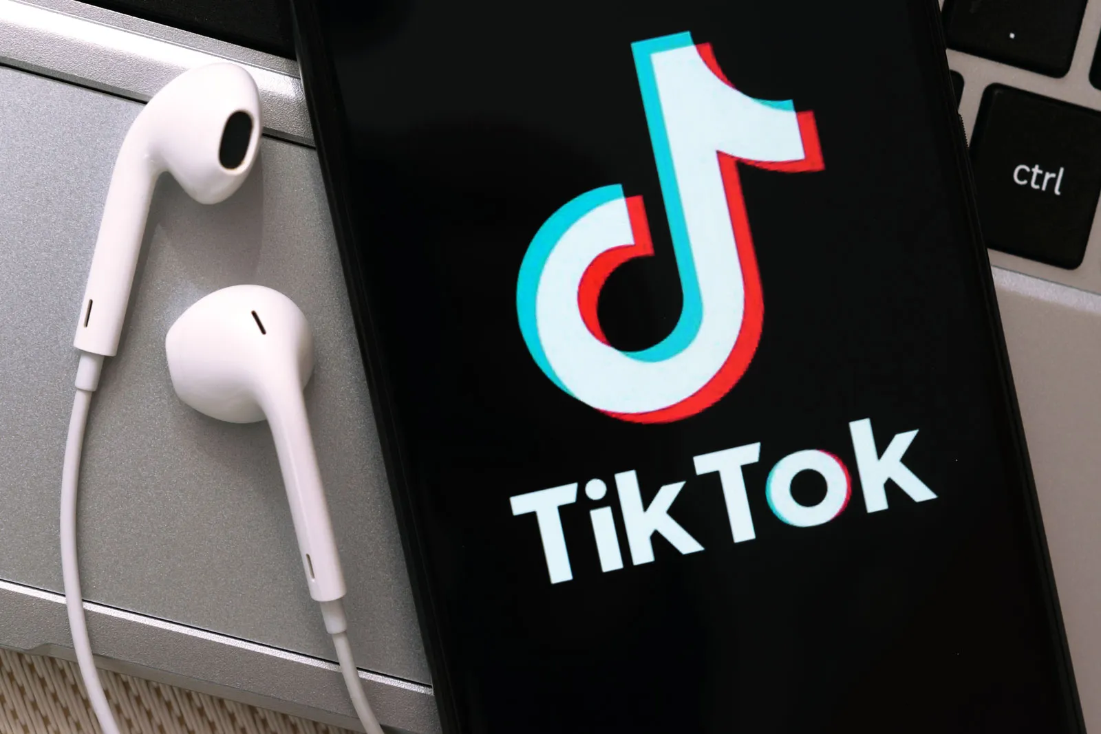 Followershive erklärt: TikTok Abos kaufen für mehr Sichtbarkeit!