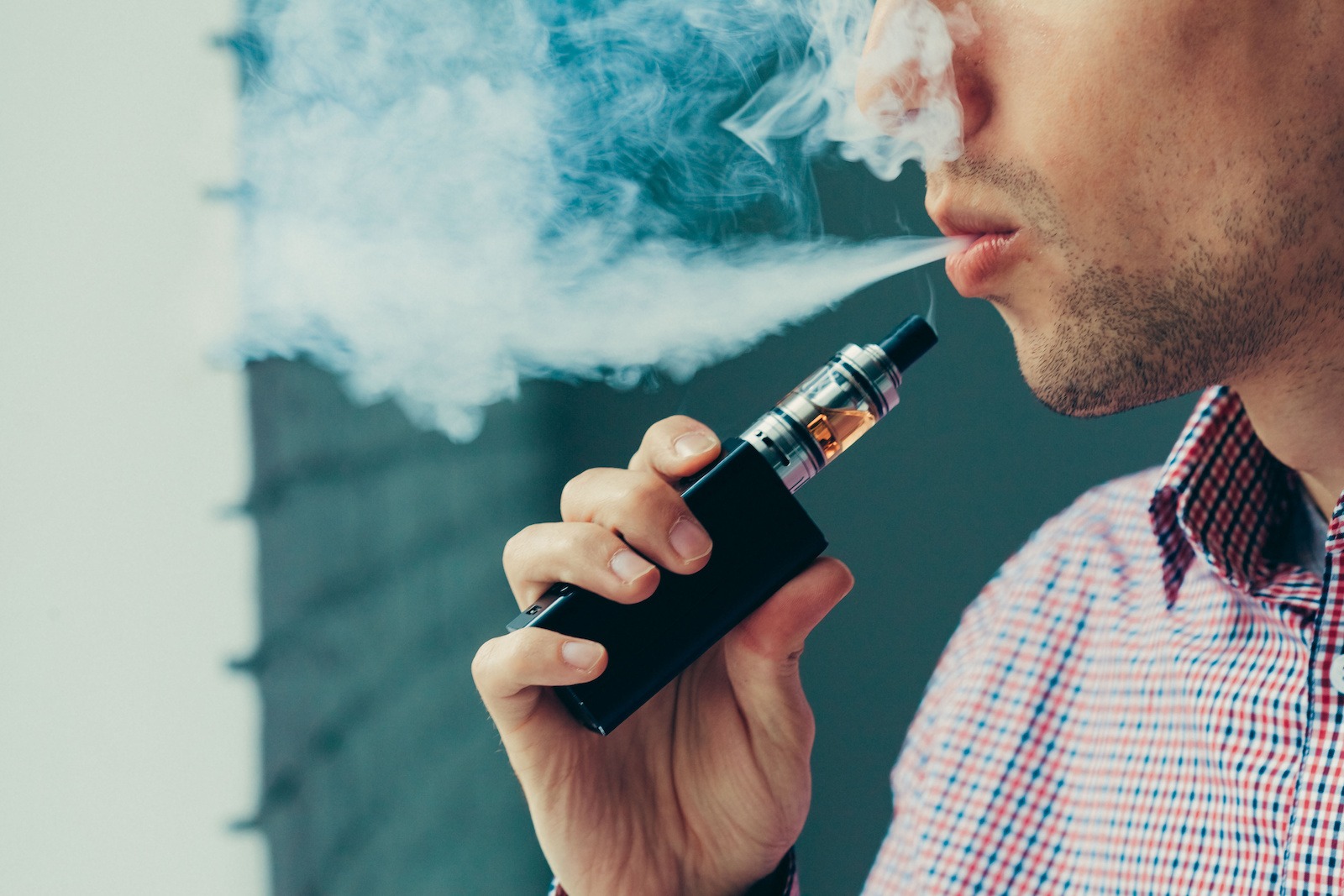 Die Al Fakher 30.000 Hypermax bringt 30.000 Züge purer Dampfpower in deine Hand