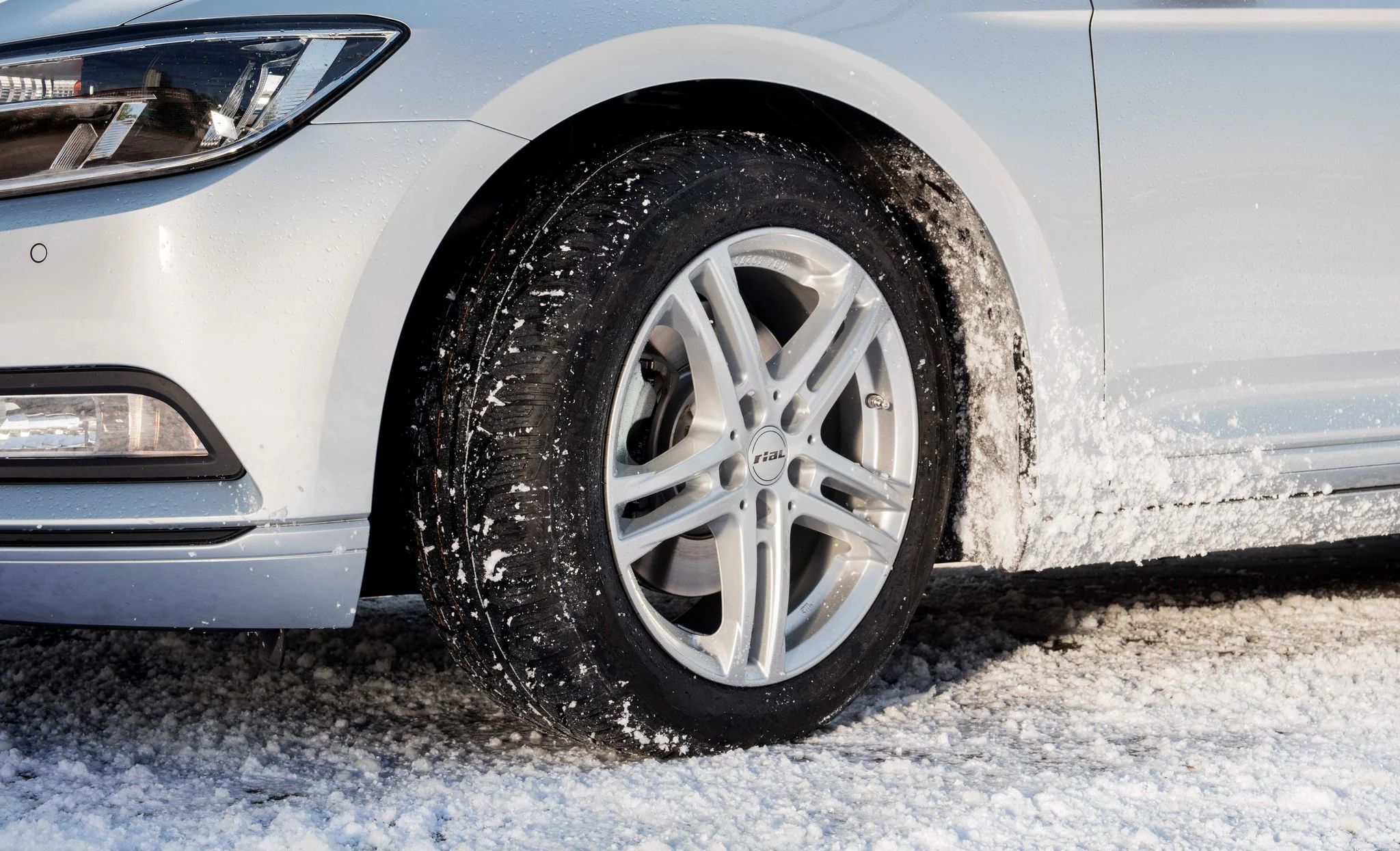 Schneeketten für SUV: So wählen Sie die besten Marken für winterliche Straßenverhältnisse