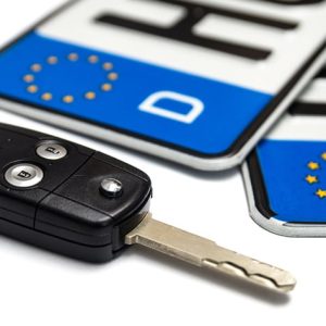 Kfz-Kennzeichensuche und Lookup-Service-Bewertungen